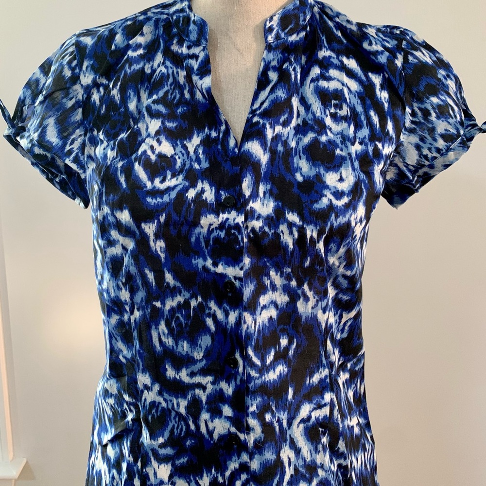 ❤️NWT $48 Ann Taylor Blue Floral - Puffy Sleeve - Short Sleeve Blouse - Sz 6